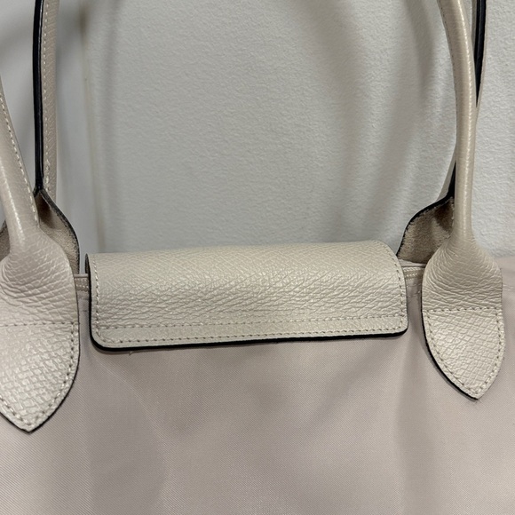Longchamp Cream Tote - Picture 4 of 11